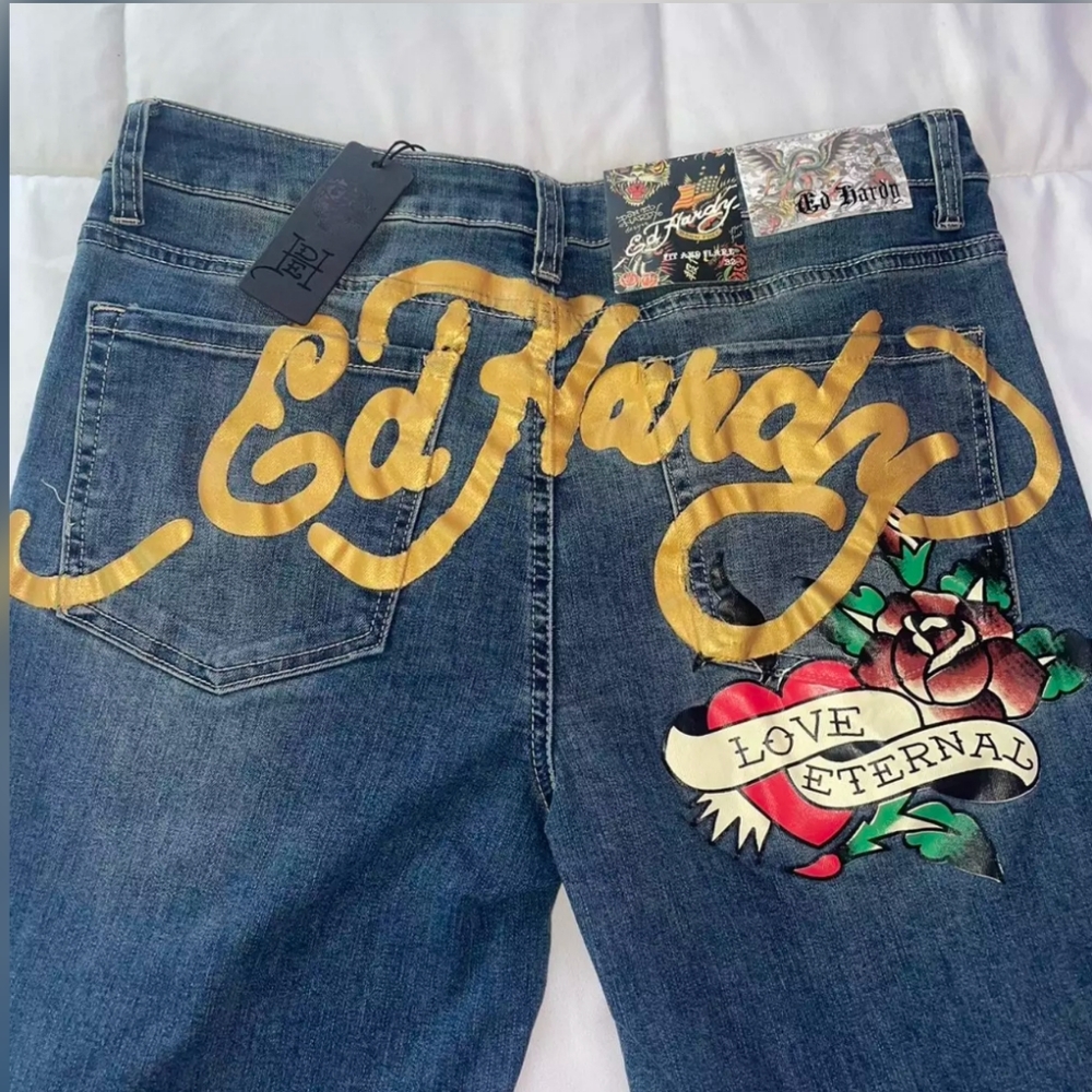 🆕Ed Hardy Slim Flare Women's Rose Dagger Love embroid jeans in Plus Size & 26